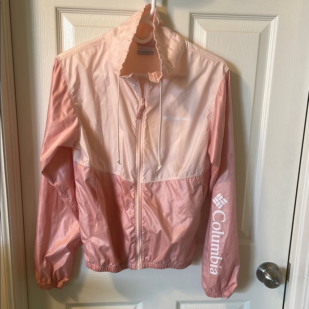 Columbia Women's Two Tone Pink Jacket Windbreaker, size XS.